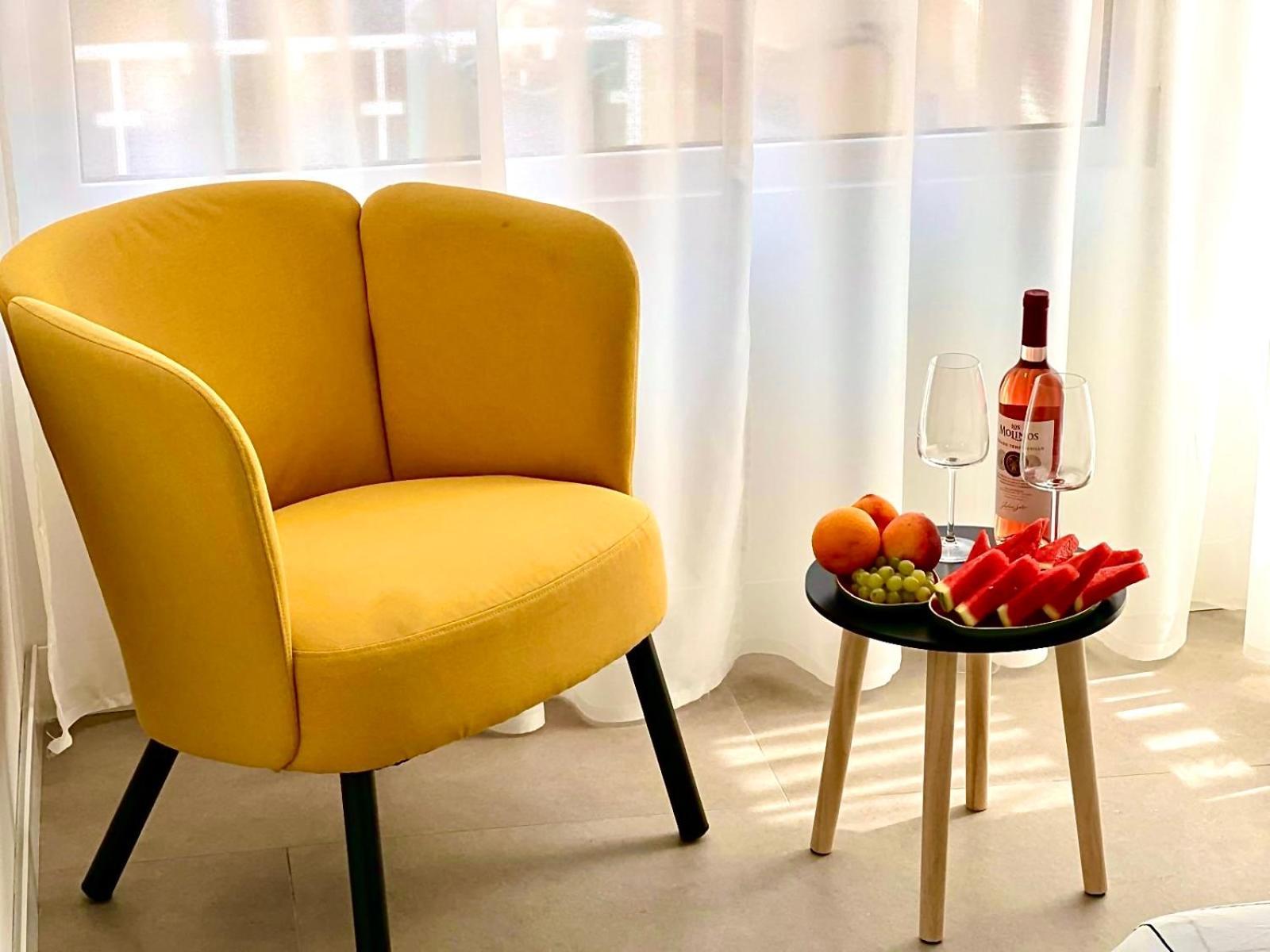 Stylish Apartment In Санта Пола Екстериор снимка